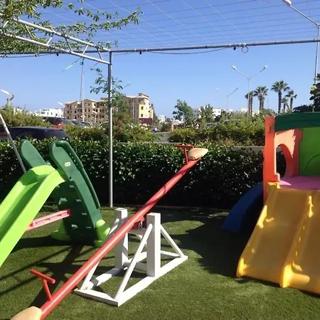 Blue Peter מלון דירות