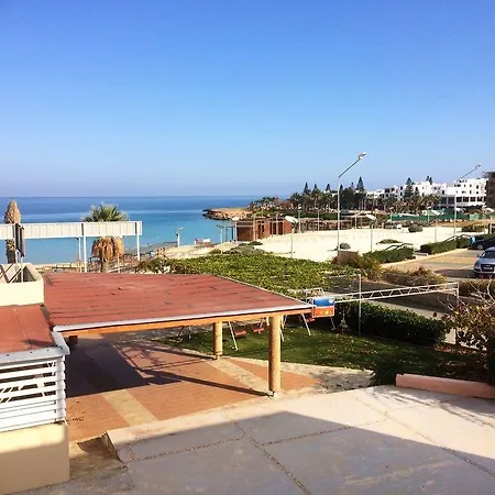 Blue Peter Aparthotel 3*