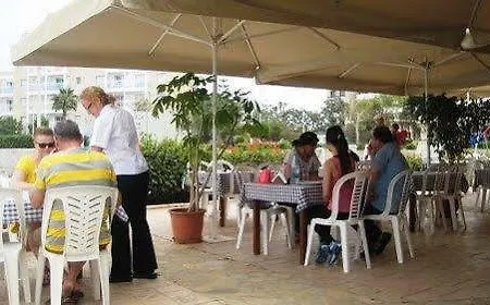 מלון דירות Blue Peter