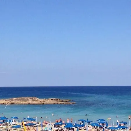 Apartmanhotel Blue Peter 3*