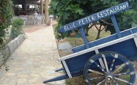 Blue Peter מלון דירות 3*