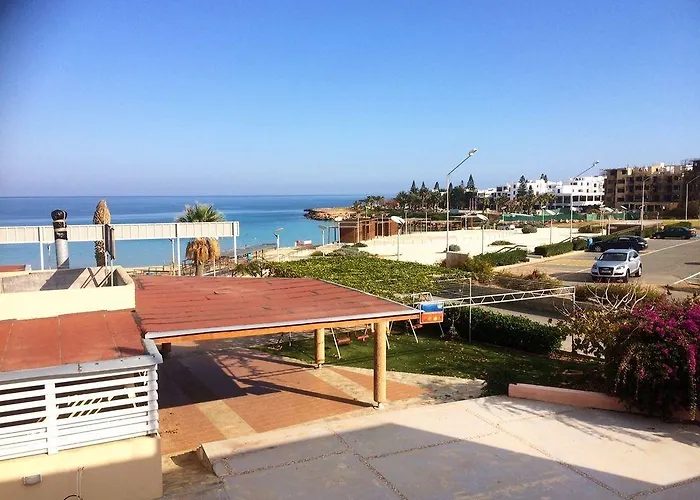 Blue Peter Aparthotel 3*